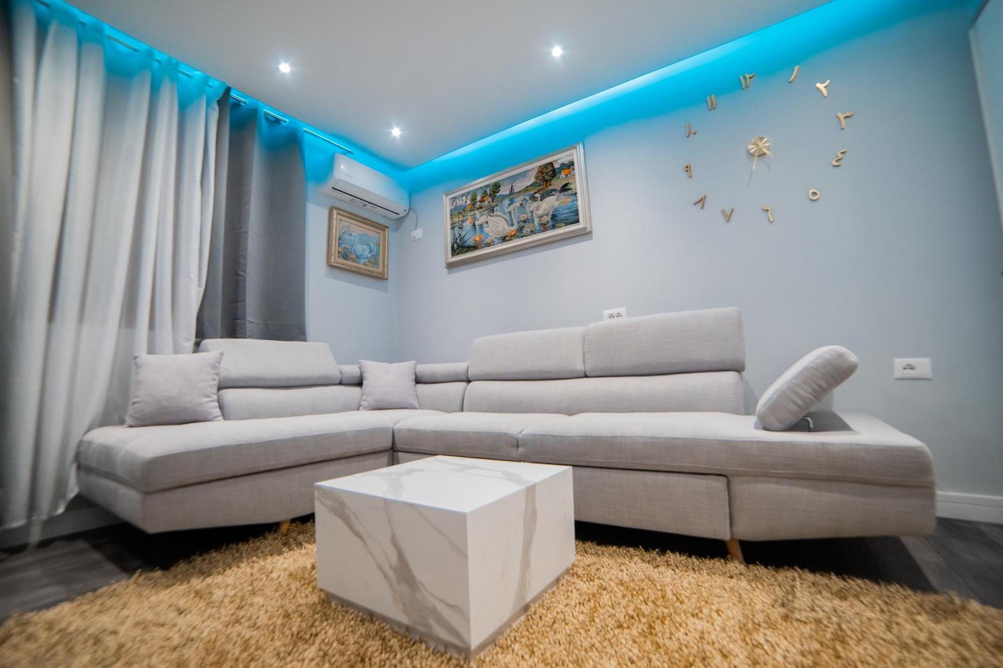 Luxury Apartment Square 21 Tirana Exterior foto